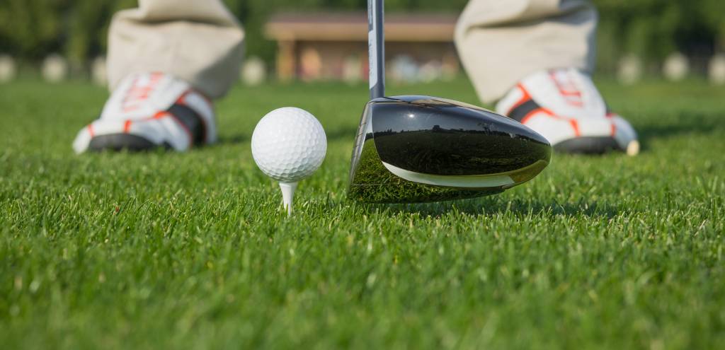 Smash Factor in Indoor Golf: Practicing Smarter with Clear Feedback